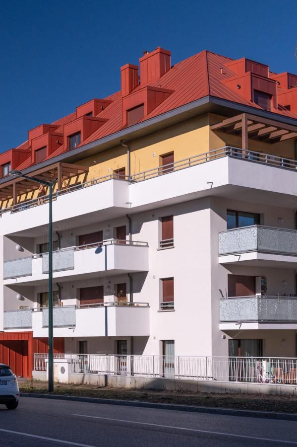 Aniciaca - Récent Avec Parking Privé Et Sécurisé * Annecy